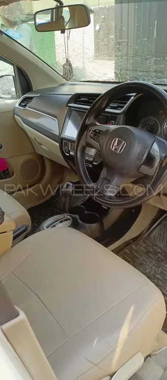 Honda BR-V 2018 for Sale in Lahore Honda BR-V 2018 for Sale in Lahore Image-9