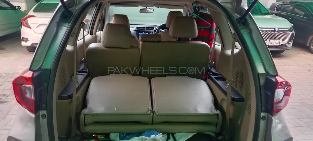 Honda BR-V 2020 for Sale in Lahore Honda BR-V 2020 for Sale in Lahore Image-6