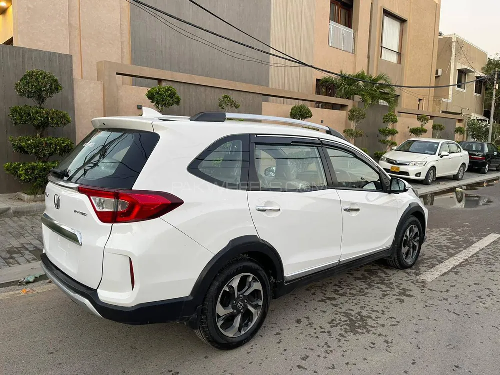 Honda BR-V 2020 for Sale in Karachi Honda BR-V 2020 for Sale in Karachi Image-4
