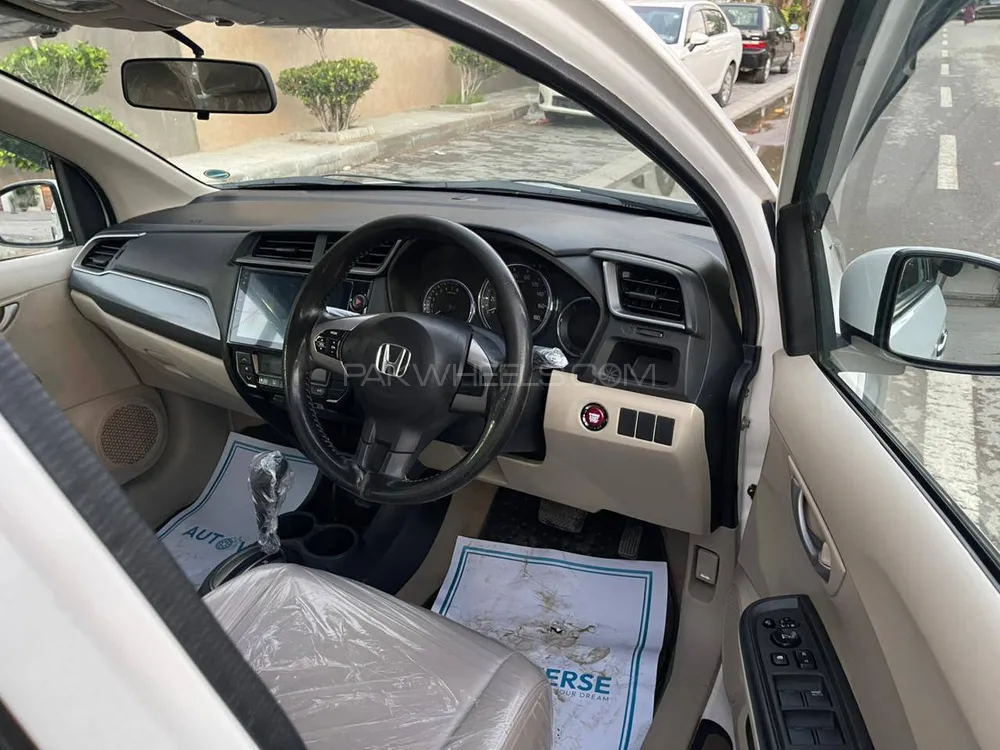 Honda BR-V 2020 for Sale in Karachi Honda BR-V 2020 for Sale in Karachi Image-11