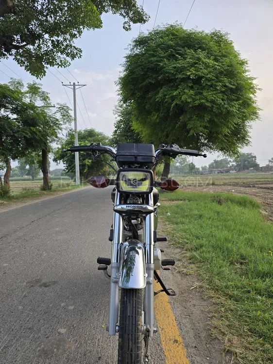 Honda CG 125 Special Edition 2024 for Sale Honda CG 125 Special Edition 2024 for Sale Image-2