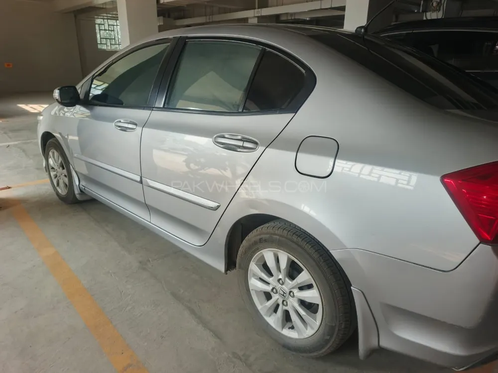 Honda City 2017 for Sale in Lahore Honda City 2017 for Sale in Lahore Image-12