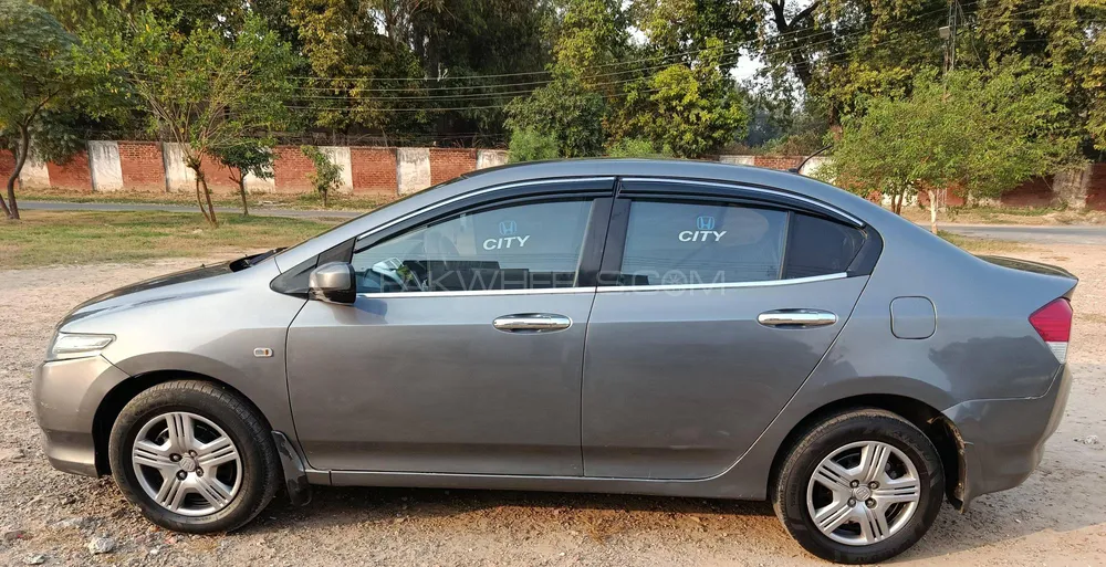 Honda City 2010 for Sale in Lahore Honda City 2010 for Sale in Lahore Image-16