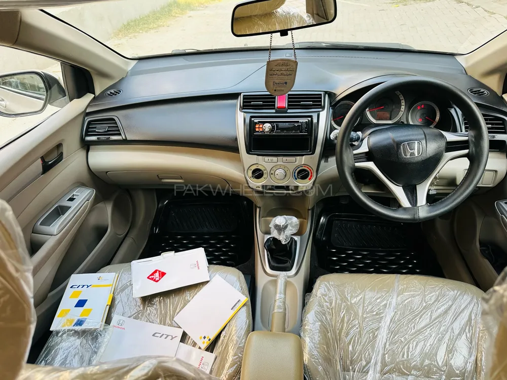 Honda City 2014 for Sale in Gujranwala Honda City 2014 for Sale in Gujranwala Image-18