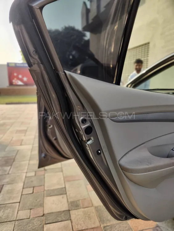 Honda City 2015 for Sale in Multan Honda City 2015 for Sale in Multan Image-12