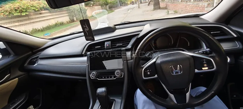 Honda Civic 2018 for Sale in Rawalpindi Honda Civic 2018 for Sale in Rawalpindi Image-6