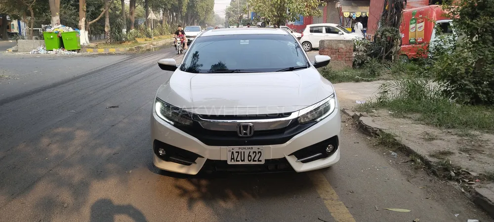 Honda Civic 2020 for Sale in Lahore Image-1