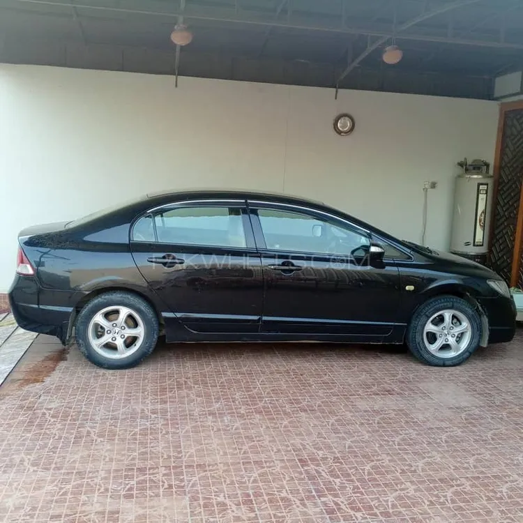 Honda Civic 2011 for Sale in Kabirwala Image-1