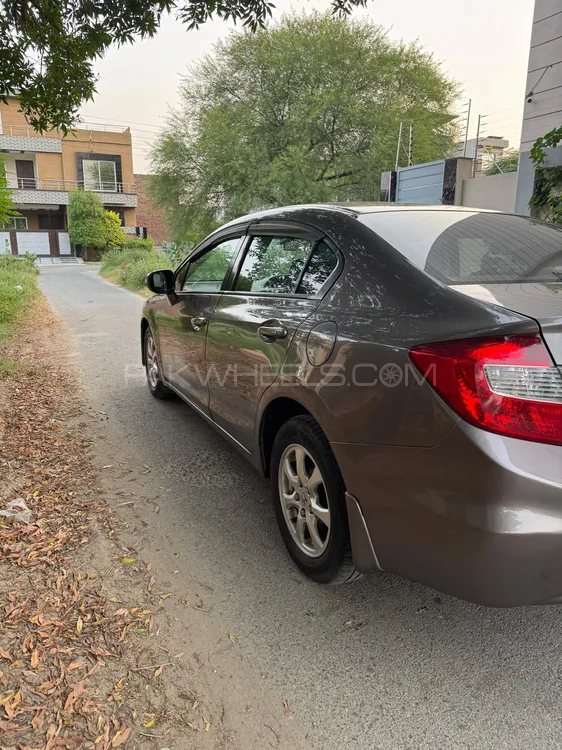 Honda Civic 2013 for Sale in Lahore Honda Civic 2013 for Sale in Lahore Image-8