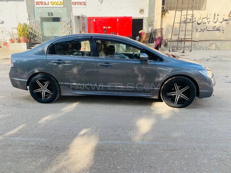 Honda Civic 2011 for Sale in Karachi Image-1