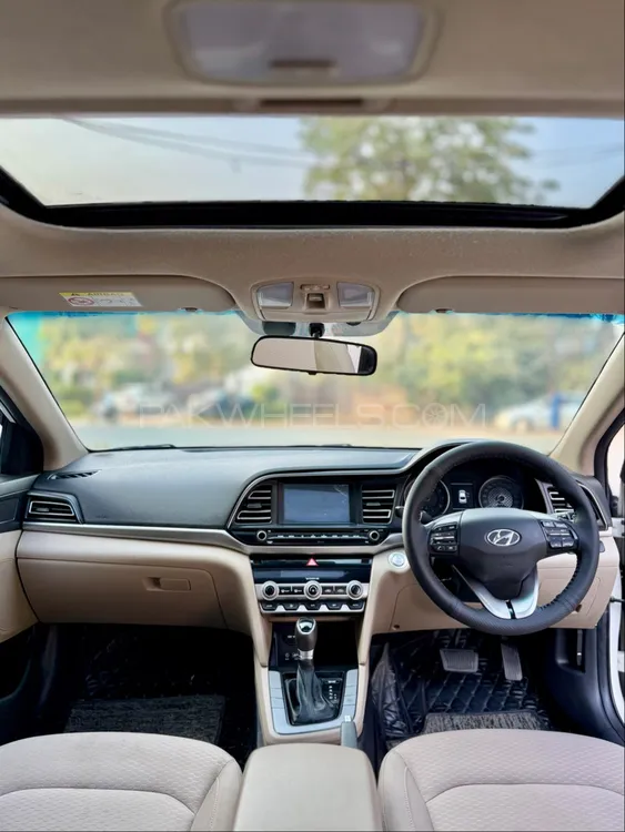 Hyundai Elantra 2021 for Sale in Lahore Hyundai Elantra 2021 for Sale in Lahore Image-9