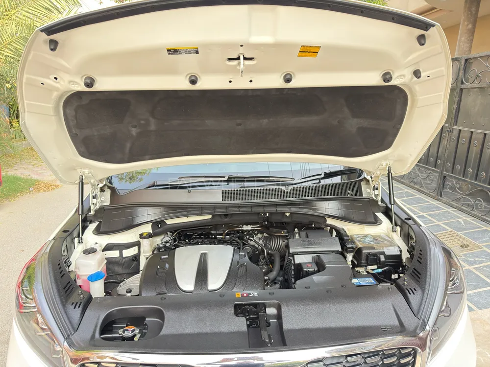 KIA Sorento 2023 for Sale in Lahore KIA Sorento 2023 for Sale in Lahore Image-10