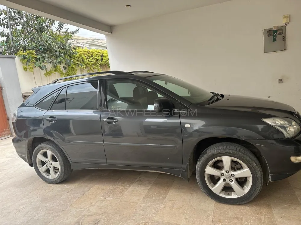 Lexus RX Series 2003 for Sale in Karachi Lexus RX Series 2003 for Sale in Karachi Image-9