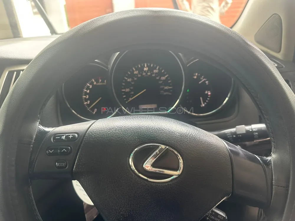 Lexus RX Series 2003 for Sale in Karachi Lexus RX Series 2003 for Sale in Karachi Image-19