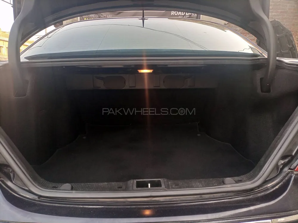Mercedes Benz C Class 2006 for Sale in Rawalpindi Mercedes Benz C Class 2006 for Sale in Rawalpindi Image-8