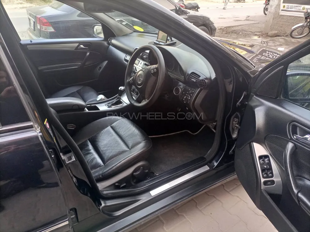 Mercedes Benz C Class 2006 for Sale in Rawalpindi Mercedes Benz C Class 2006 for Sale in Rawalpindi Image-10