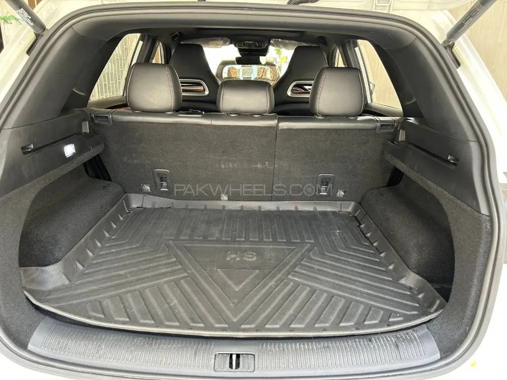 MG HS 2025 for Sale in Islamabad MG HS 2025 for Sale in Islamabad Image-7