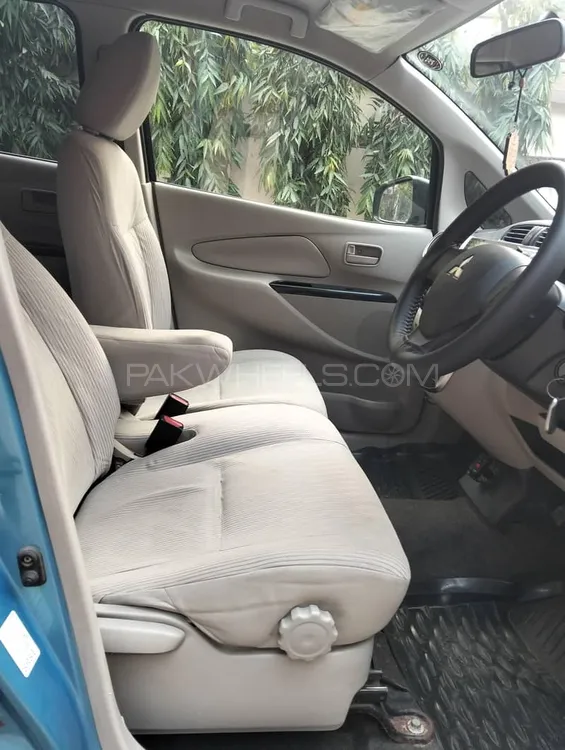 Mitsubishi Ek Wagon 2013 for Sale in Lahore Mitsubishi Ek Wagon 2013 for Sale in Lahore Image-12
