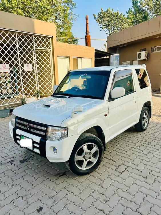 Mitsubishi Pajero Mini 2015 for Sale in Islamabad Image-1