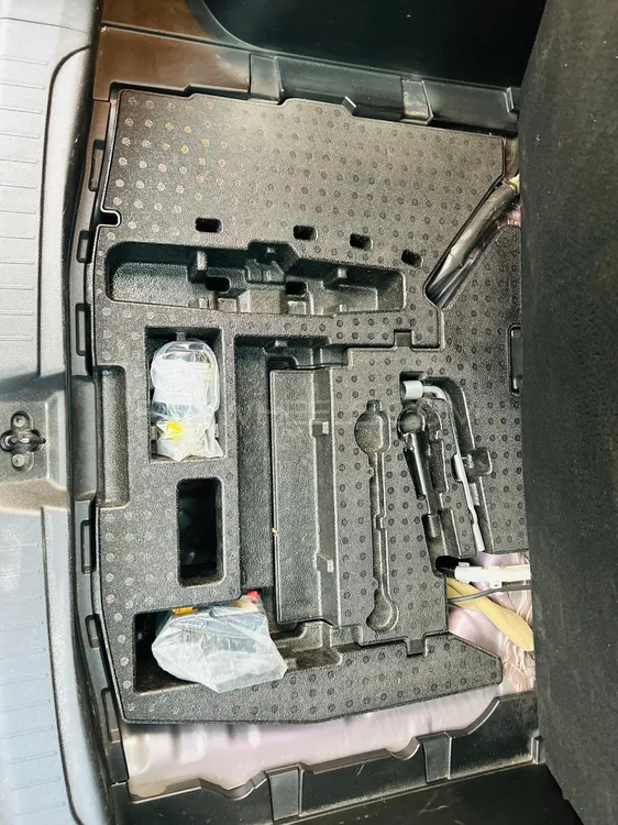 Nissan Note 2021 for Sale in Lahore Nissan Note 2021 for Sale in Lahore Image-11