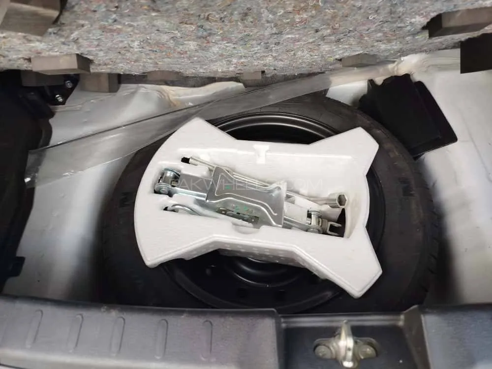 Suzuki Cultus 2023 for Sale in Faisalabad Suzuki Cultus 2023 for Sale in Faisalabad Image-5