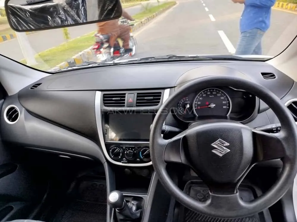Suzuki Cultus 2023 for Sale in Faisalabad Suzuki Cultus 2023 for Sale in Faisalabad Image-11
