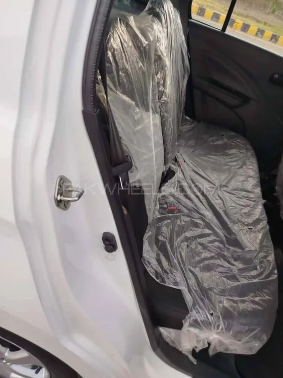 Suzuki Cultus 2023 for Sale in Faisalabad Suzuki Cultus 2023 for Sale in Faisalabad Image-16