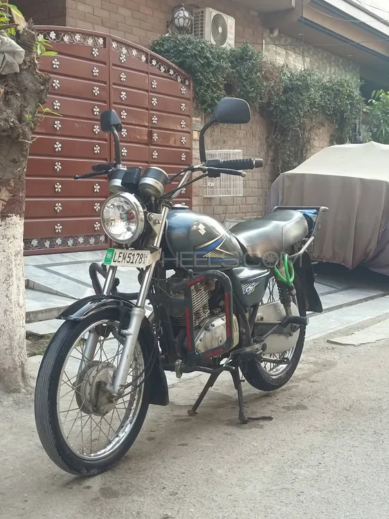 Suzuki GS 150 2014 for Sale Suzuki GS 150 2014 for Sale Image-1