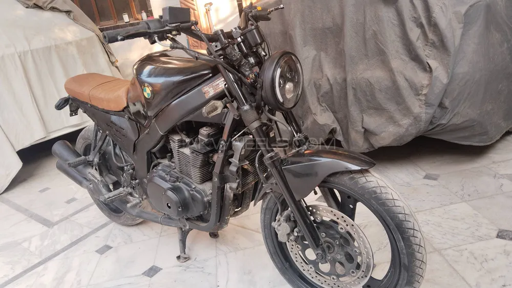 Suzuki GS500E 2005 for Sale Image-1