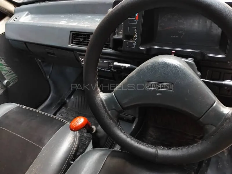 Suzuki Mehran 2005 for Sale in Gujranwala Suzuki Mehran 2005 for Sale in Gujranwala Image-11