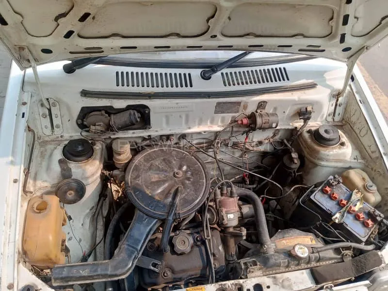 Suzuki Mehran 2012 for Sale in Lahore Suzuki Mehran 2012 for Sale in Lahore Image-4