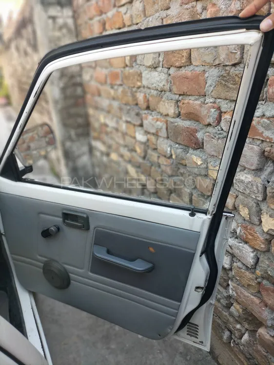 Suzuki Mehran 2015 for Sale in Islamabad Suzuki Mehran 2015 for Sale in Islamabad Image-8