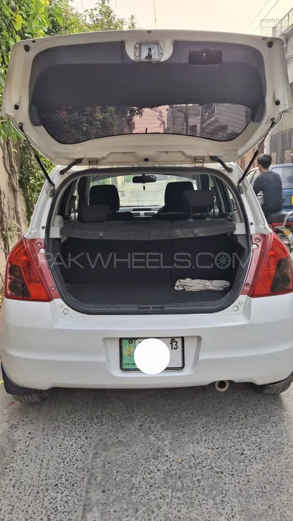 Suzuki Swift 2013 for Sale in Lahore Suzuki Swift 2013 for Sale in Lahore Image-8