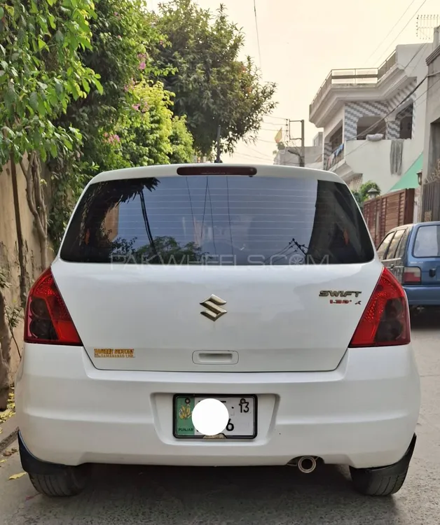 Suzuki Swift 2013 for Sale in Lahore Suzuki Swift 2013 for Sale in Lahore Image-4