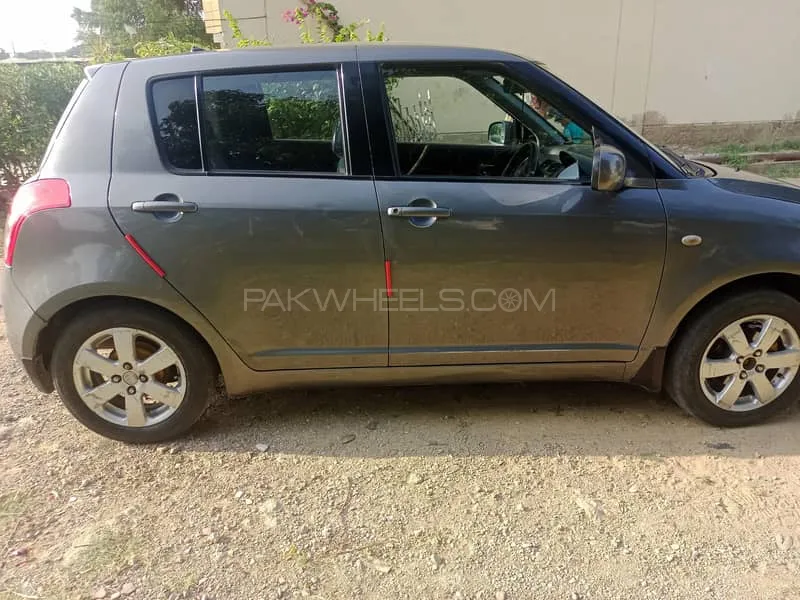 Suzuki Swift 2010 for Sale in Karachi Suzuki Swift 2010 for Sale in Karachi Image-11