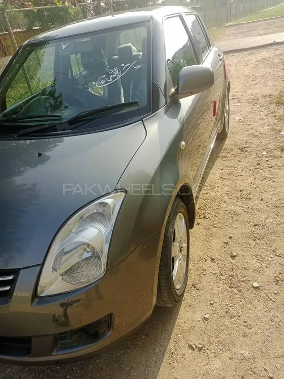 Suzuki Swift 2010 for Sale in Karachi Suzuki Swift 2010 for Sale in Karachi Image-1