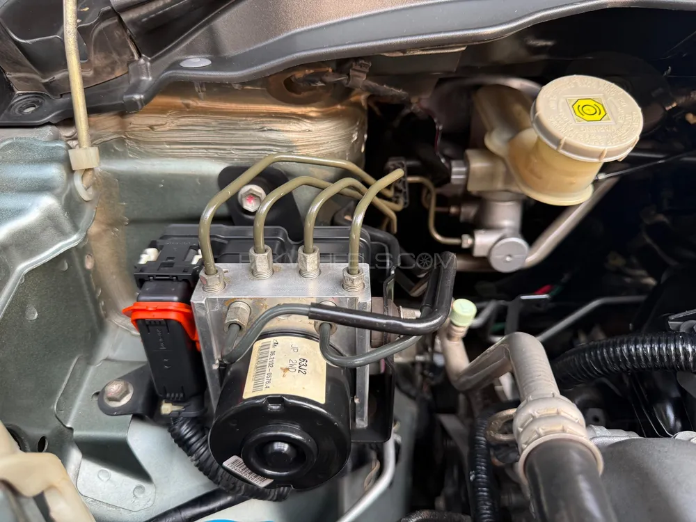 Suzuki Swift 2012 for Sale in Lahore Suzuki Swift 2012 for Sale in Lahore Image-16