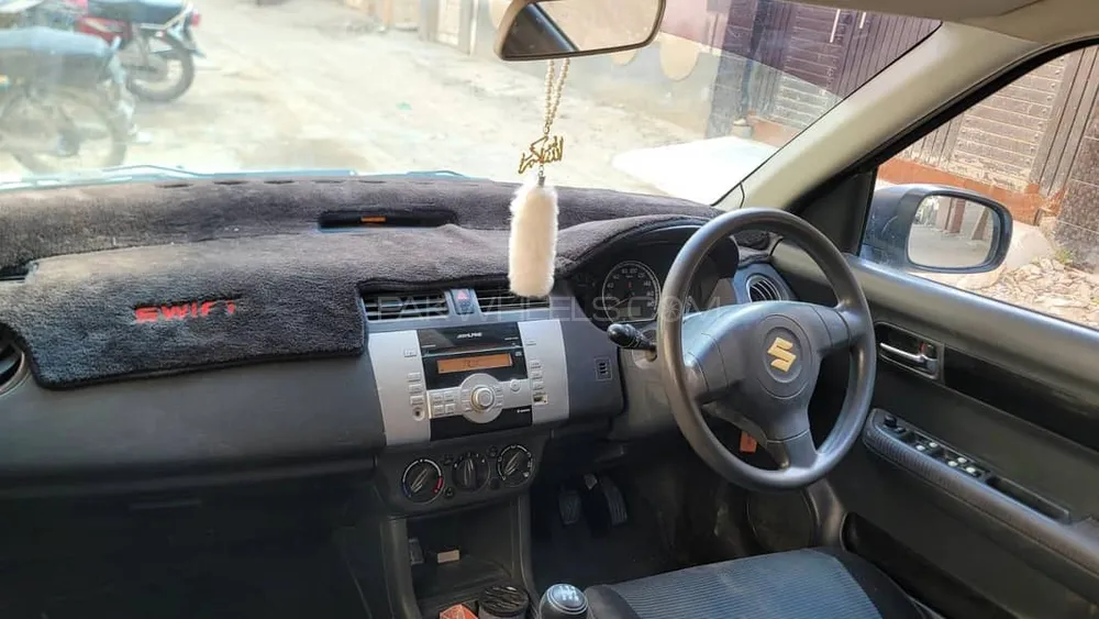 Suzuki Swift 2012 for Sale in Karachi Suzuki Swift 2012 for Sale in Karachi Image-1