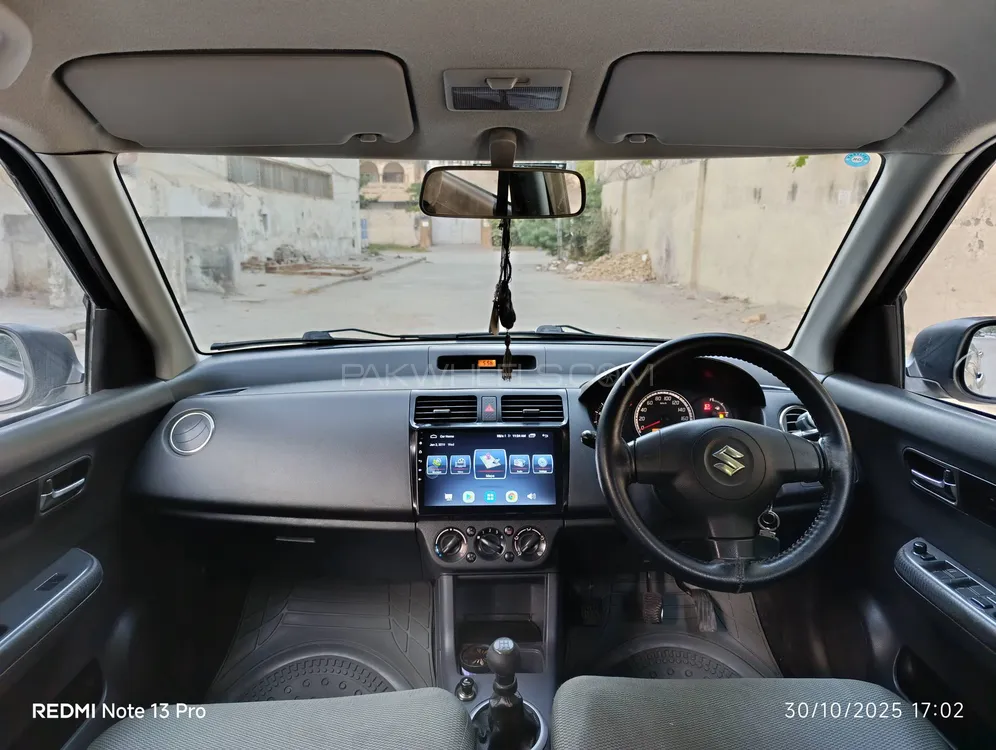 Suzuki Swift 2013 for Sale in Rawalpindi Suzuki Swift 2013 for Sale in Rawalpindi Image-16