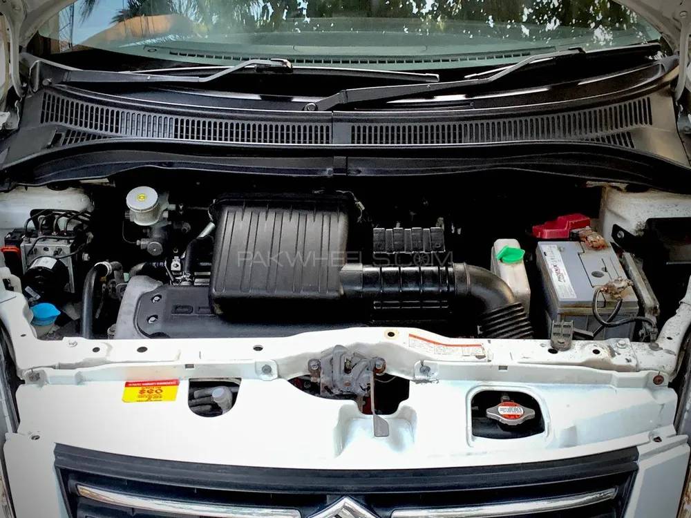 Suzuki Swift 2018 for Sale in Lahore Suzuki Swift 2018 for Sale in Lahore Image-6