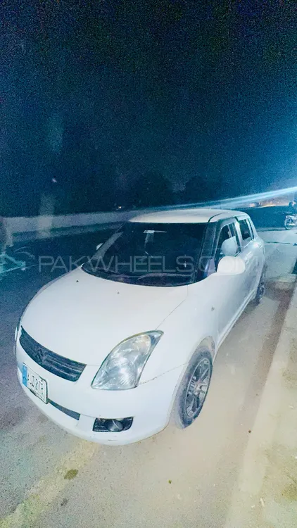 Suzuki Swift 2018 for Sale in Faisalabad Suzuki Swift 2018 for Sale in Faisalabad Image-1