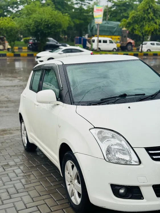 Suzuki Swift 2018 for Sale in Rawalpindi Suzuki Swift 2018 for Sale in Rawalpindi Image-2