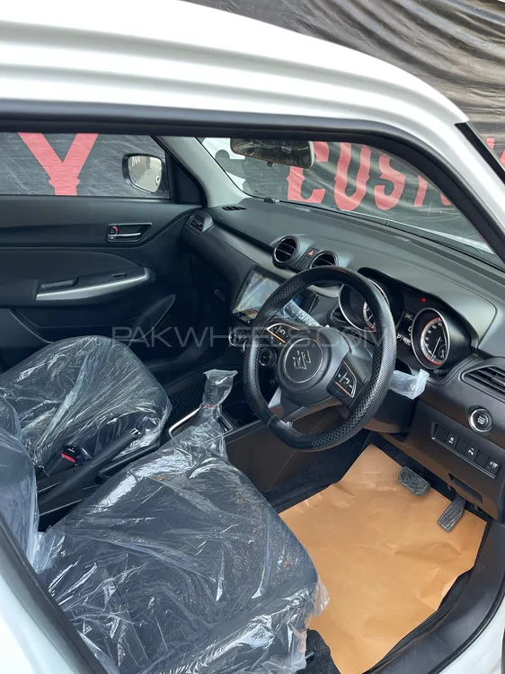 Suzuki Swift 2024 for Sale in Sialkot Suzuki Swift 2024 for Sale in Sialkot Image-8