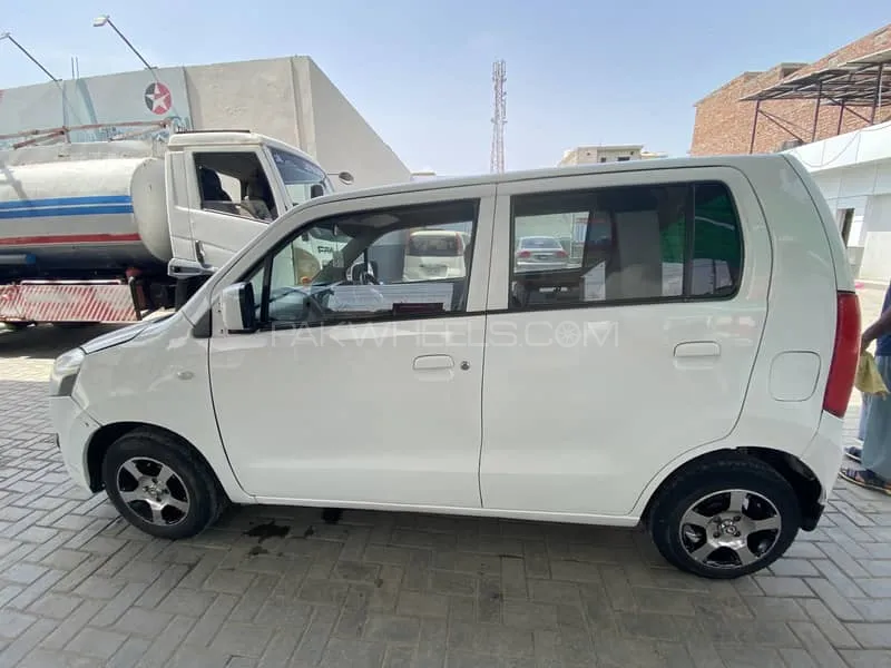 Suzuki Wagon R 2017 for Sale in Multan Image-1