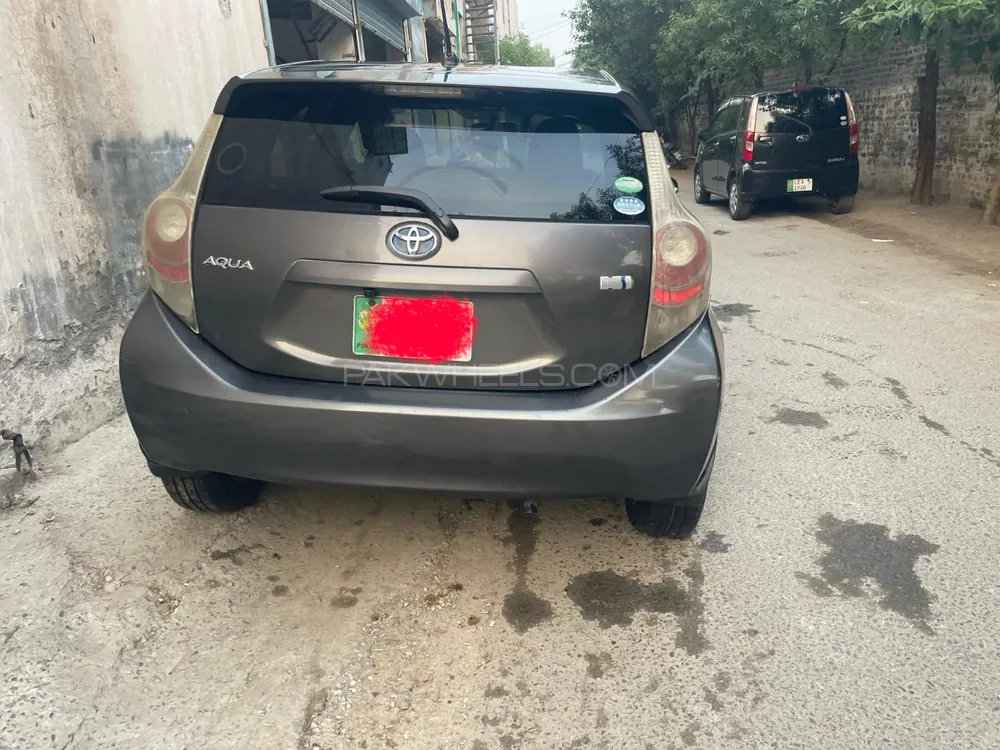 Toyota Aqua 2014 for Sale in Lahore Toyota Aqua 2014 for Sale in Lahore Image-7
