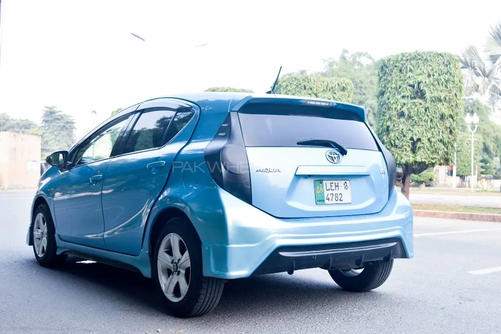 Toyota Aqua 2012 for Sale in Lahore Toyota Aqua 2012 for Sale in Lahore Image-9
