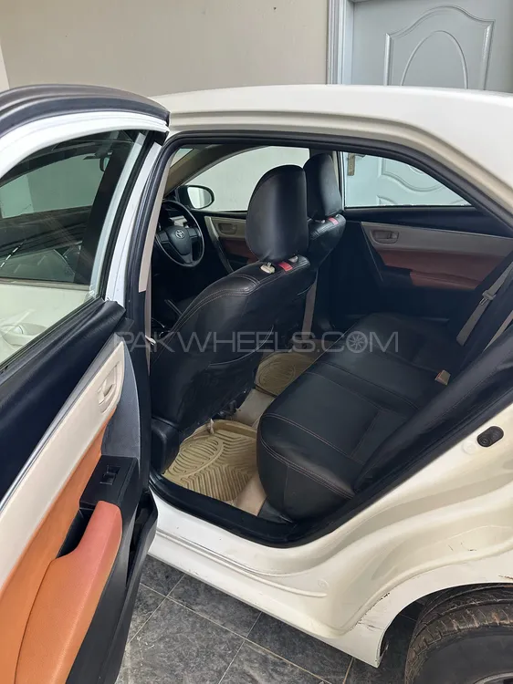 Toyota Corolla 2016 for Sale in Mandi bahauddin Toyota Corolla 2016 for Sale in Mandi bahauddin Image-6