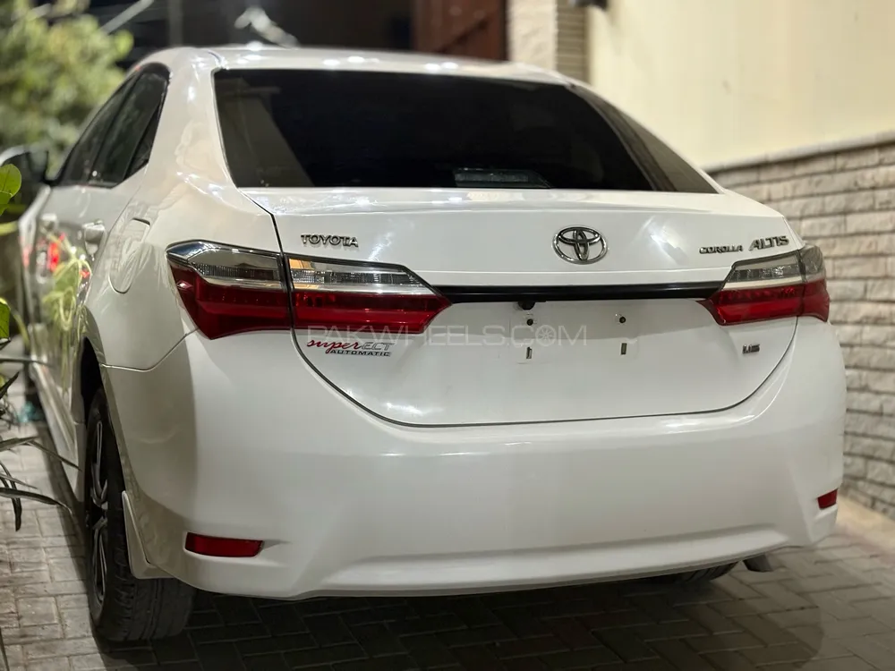 Toyota Corolla 2019 for Sale in Karachi Toyota Corolla 2019 for Sale in Karachi Image-6