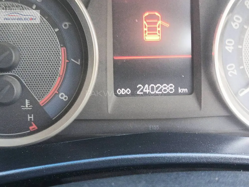 Toyota Corolla 2015 for Sale in Rawalpindi Toyota Corolla 2015 for Sale in Rawalpindi Image-9