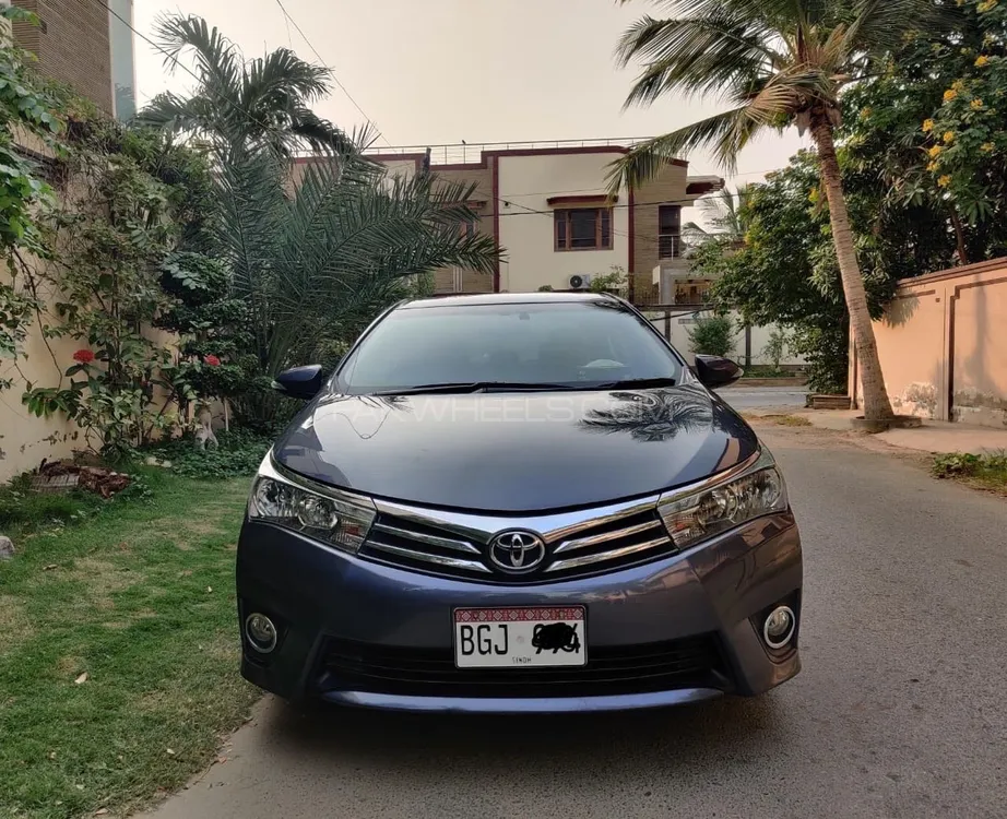 Toyota Corolla 2016 for Sale in Karachi Image-1